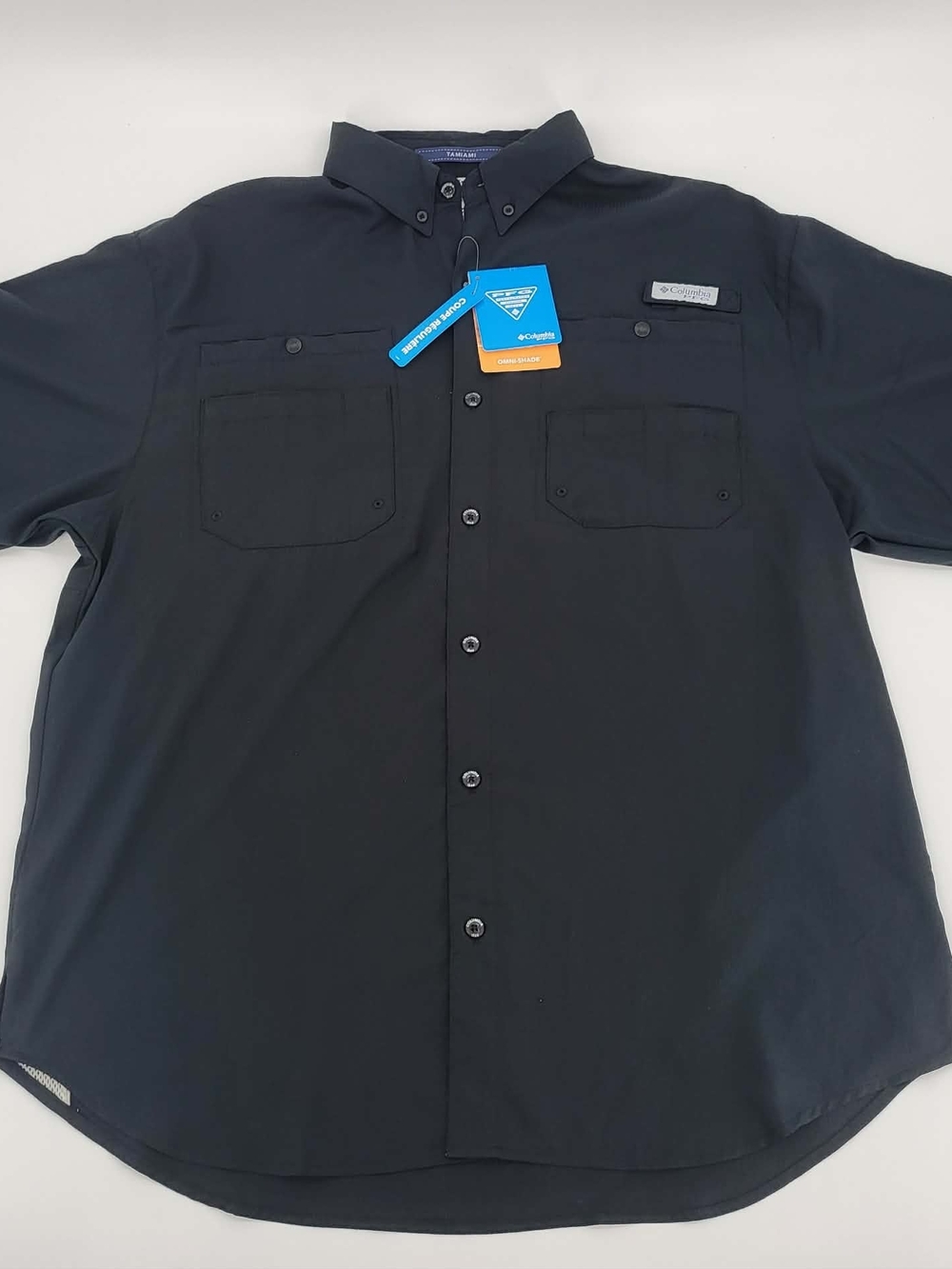 Columbia Men’s Black Long-Sleeve Button-Down Shirt